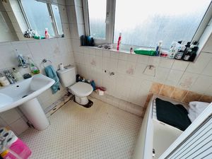 Photo 8- click for photo gallery